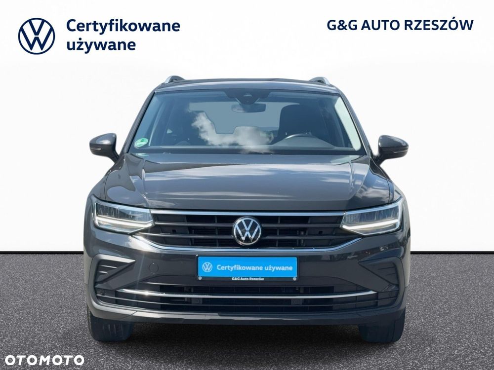 Volkswagen Tiguan - 6