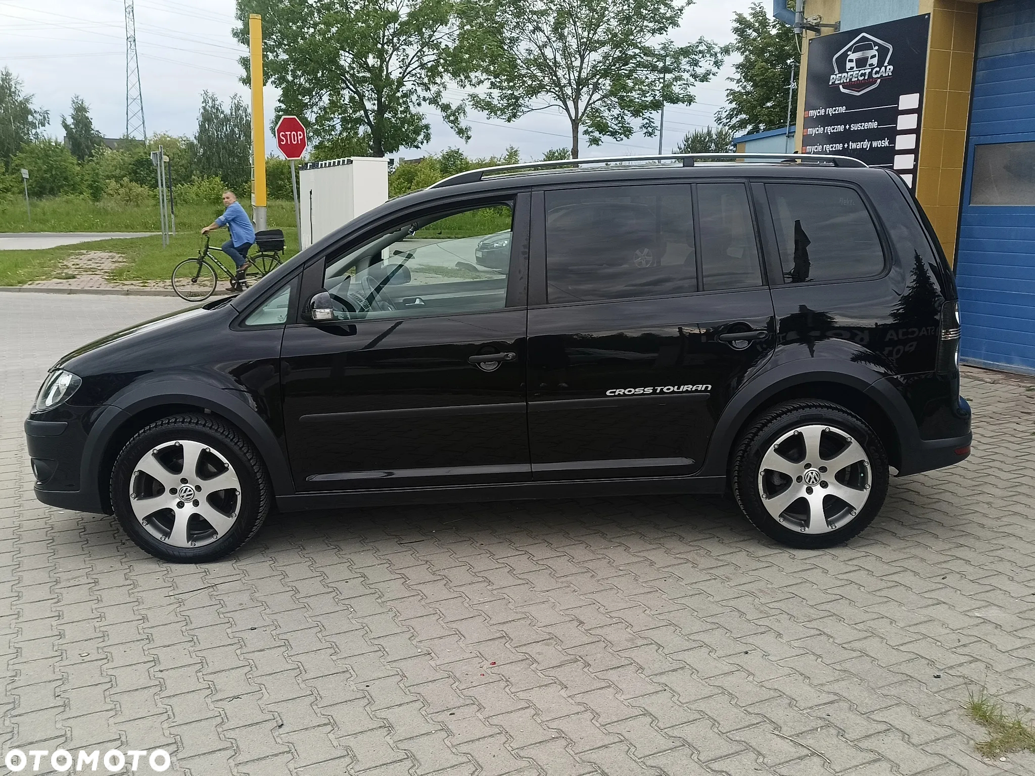 Volkswagen Touran 2.0 TDI DPF Cross - 20