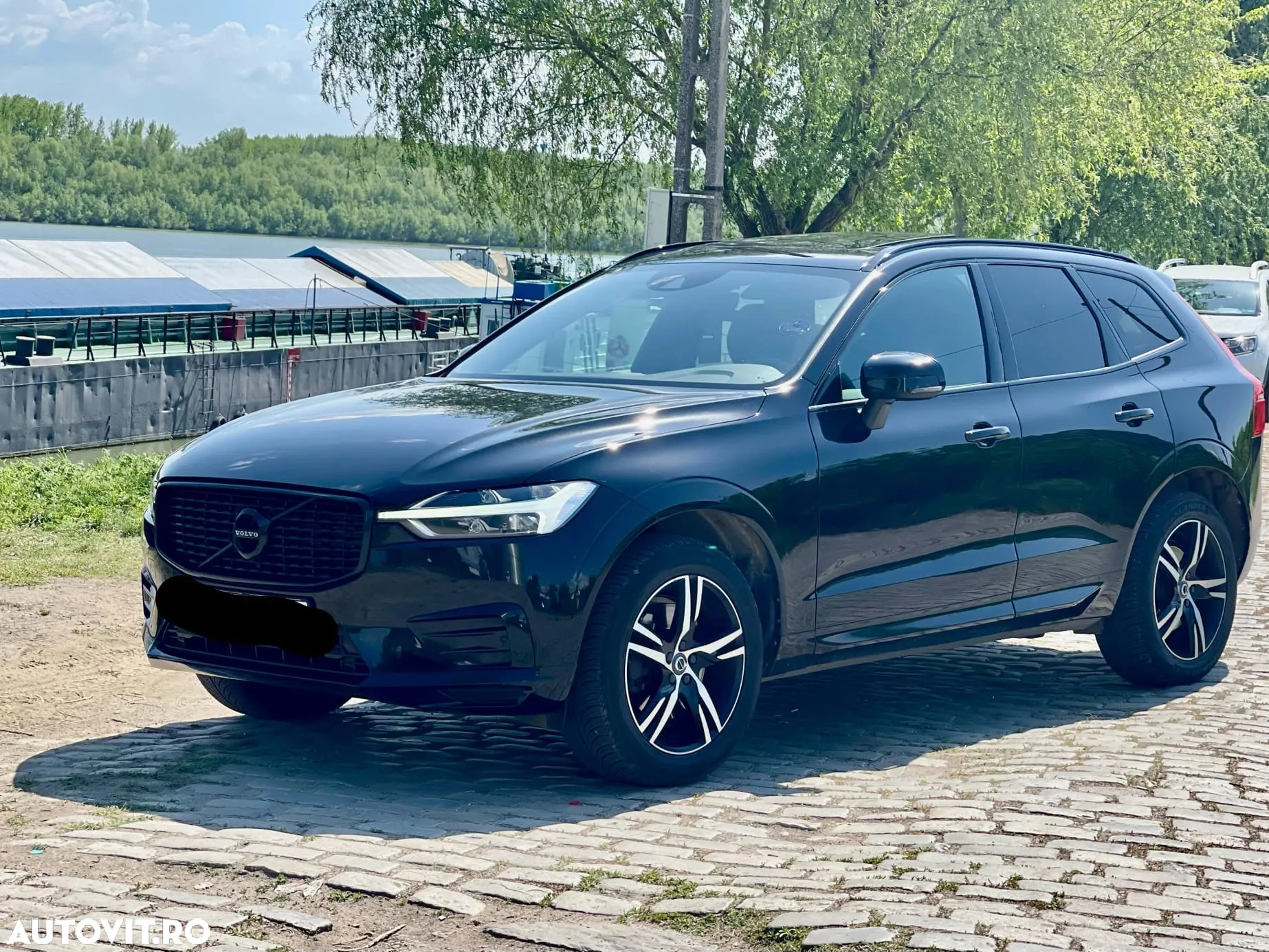 Volvo XC 60 D4 AWD Geartronic RDesign - 5