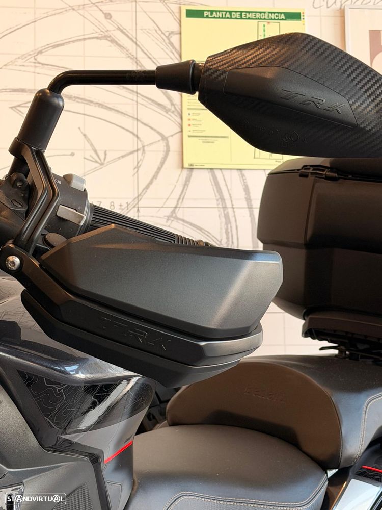Benelli TRK 502 X - 3