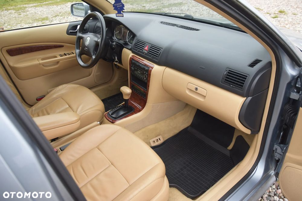 Skoda Octavia 1.8T L&K - 11