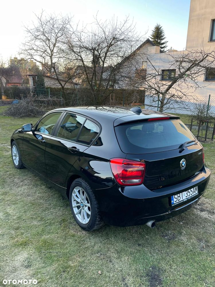 BMW Seria 1 116i - 13