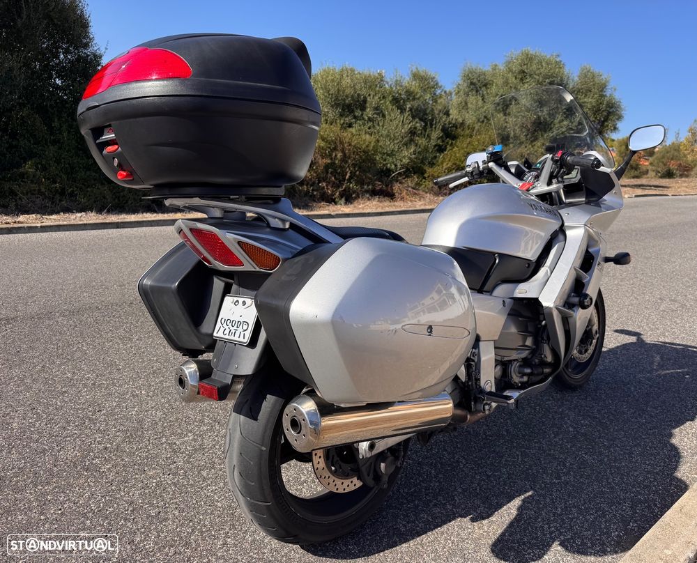 Yamaha FJR - 4