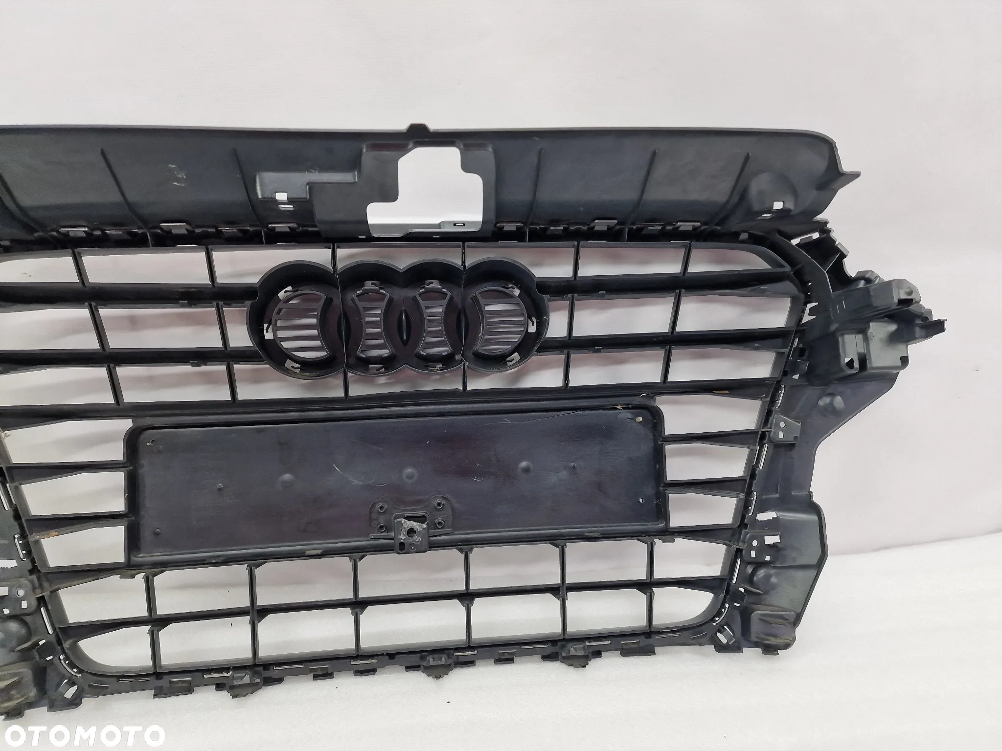 AUDI A3 8V / 8V3 12-15 ATRAPA / GRILL PRZEDNI PRZÓD , NR 8V3853651 , NR AUKCJI GL247 - 19
