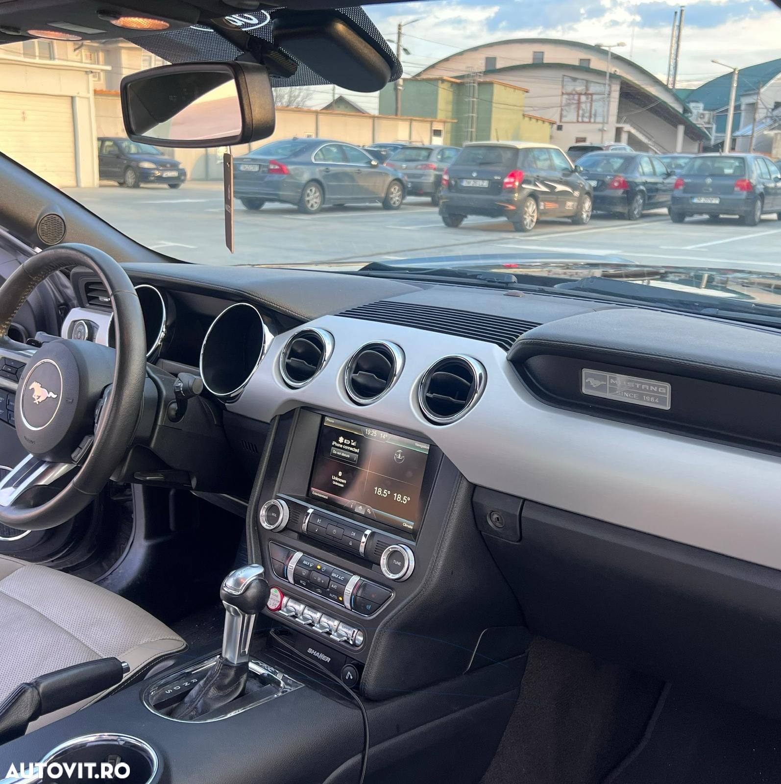 Ford Mustang 2.3 EcoBoost Aut. - 2