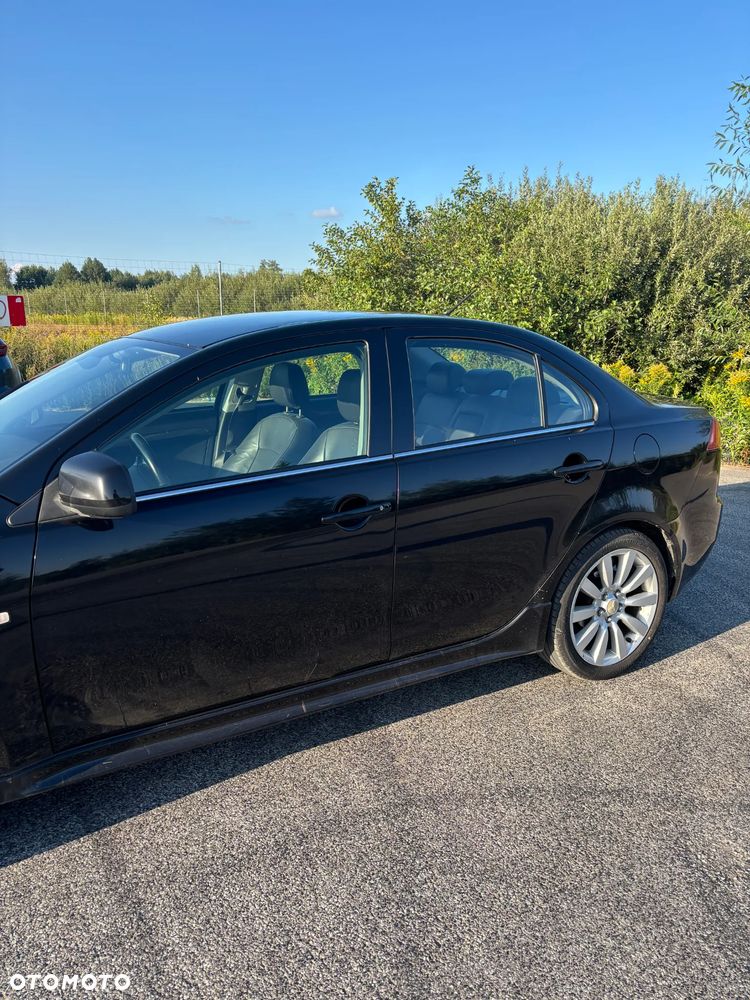 Mitsubishi Lancer 1.8 Instyle NAVI - 4