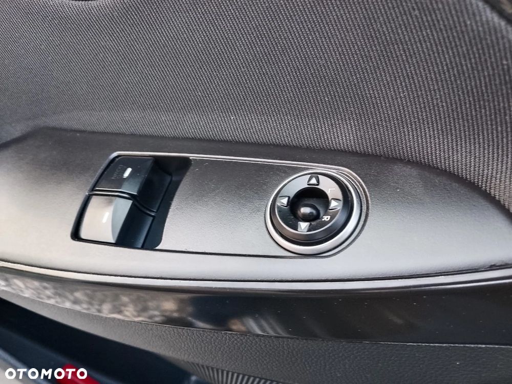 Hyundai i30 blue 1.4 Classic Navigation - 13