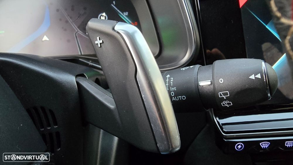 DS DS7 Crossback - 16