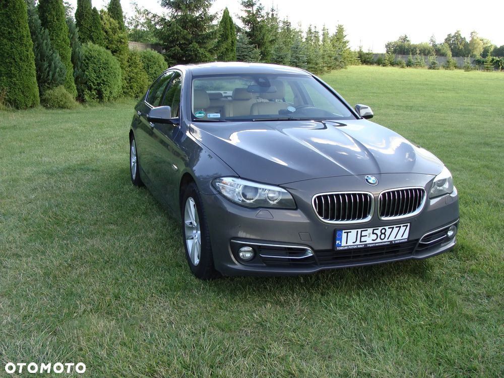 BMW Seria 5 530d xDrive Luxury Line - 11