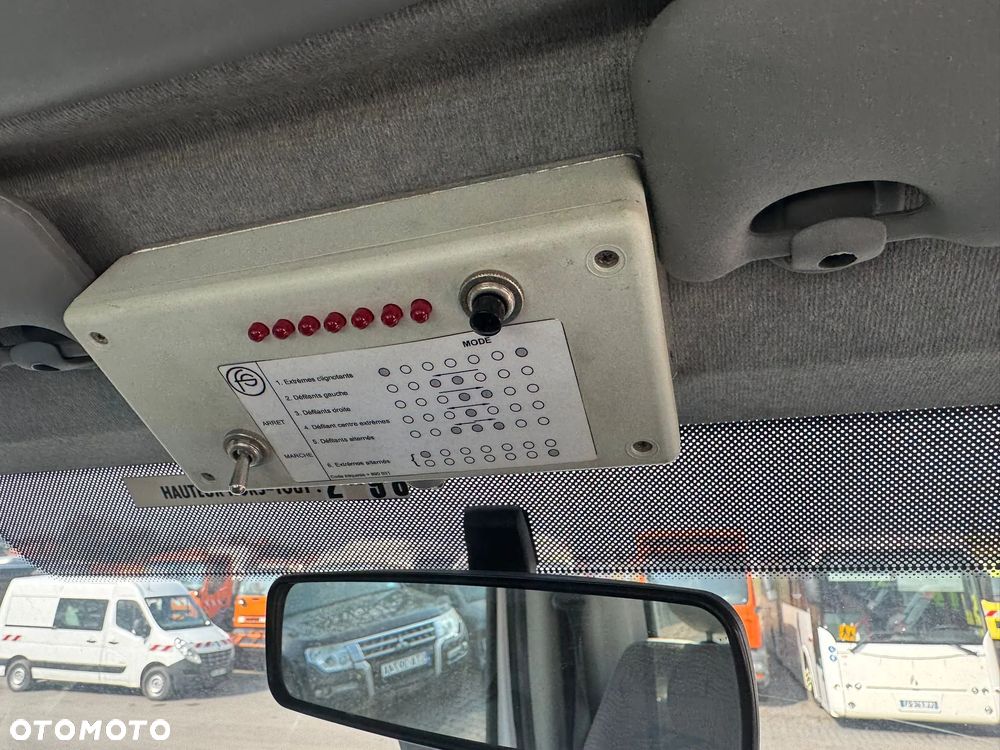 Renault Mascott Zwyżka Tylko 39 tyś km Urząd Gminy Garażowany STAN IDEALNY Mobilny Podnośnik Koszowy - 31
