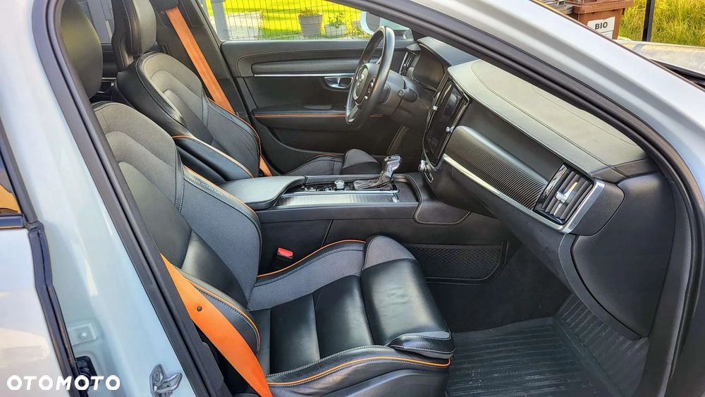 Volvo V90 Cross Country T6 AWD Ocean Race - 11