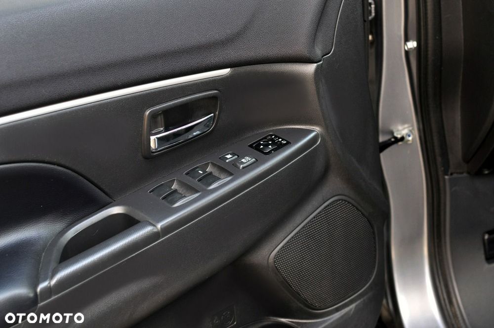 Mitsubishi ASX - 14