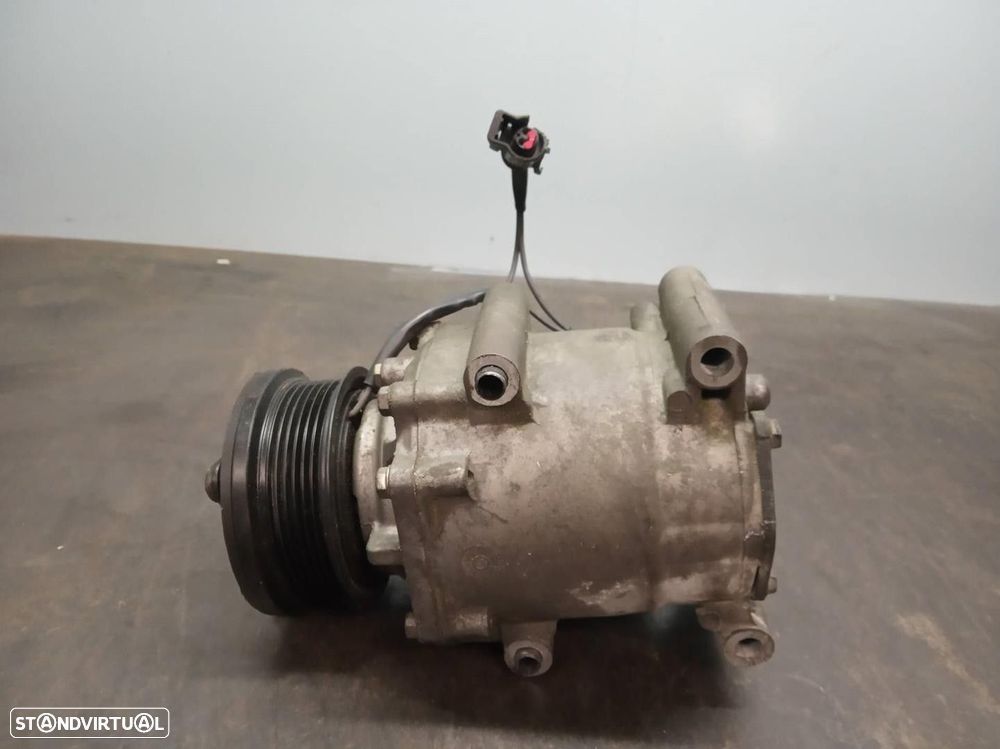COMPRESSOR AR CONDICIONADO FORD FIESTA V 2005 -2004SEP02 - 3