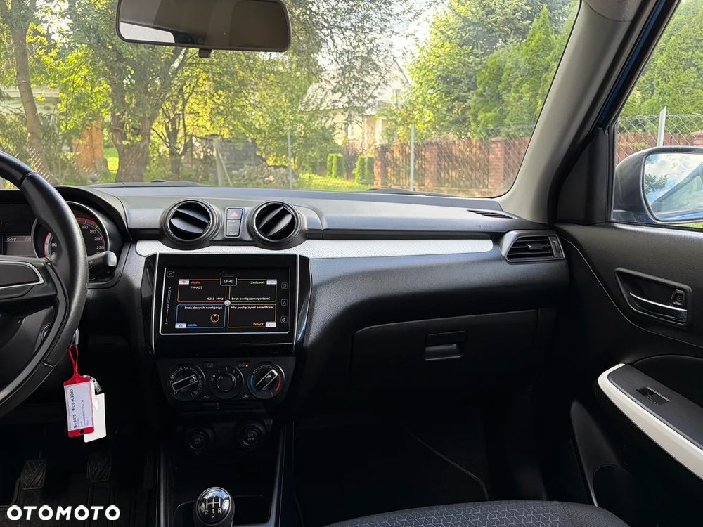 Suzuki Swift 1.2 Dualjet Allgrip Comfort - 17