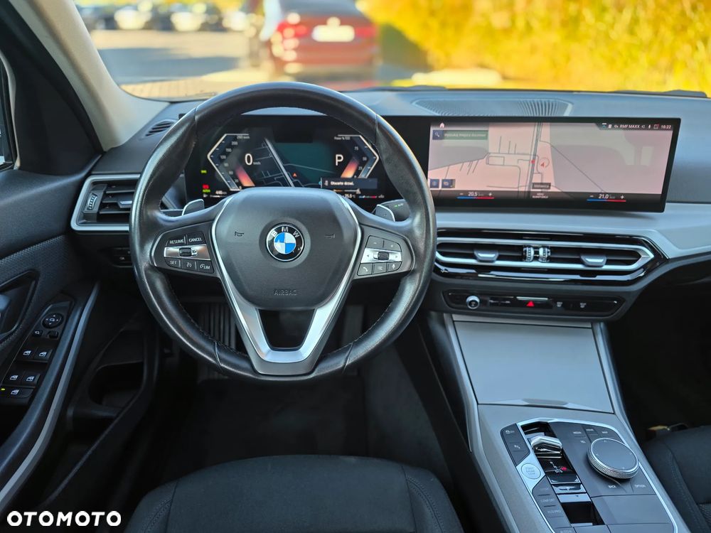 BMW Seria 3 318d MHEV Business Edition - 14