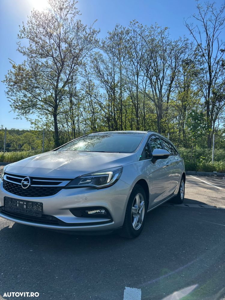 Opel Astra 1.6 CDTI ECOTEC Dynamic - 2