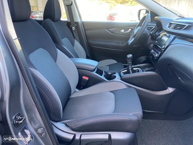 Nissan Qashqai 1.5 dCi N-Connecta - 40