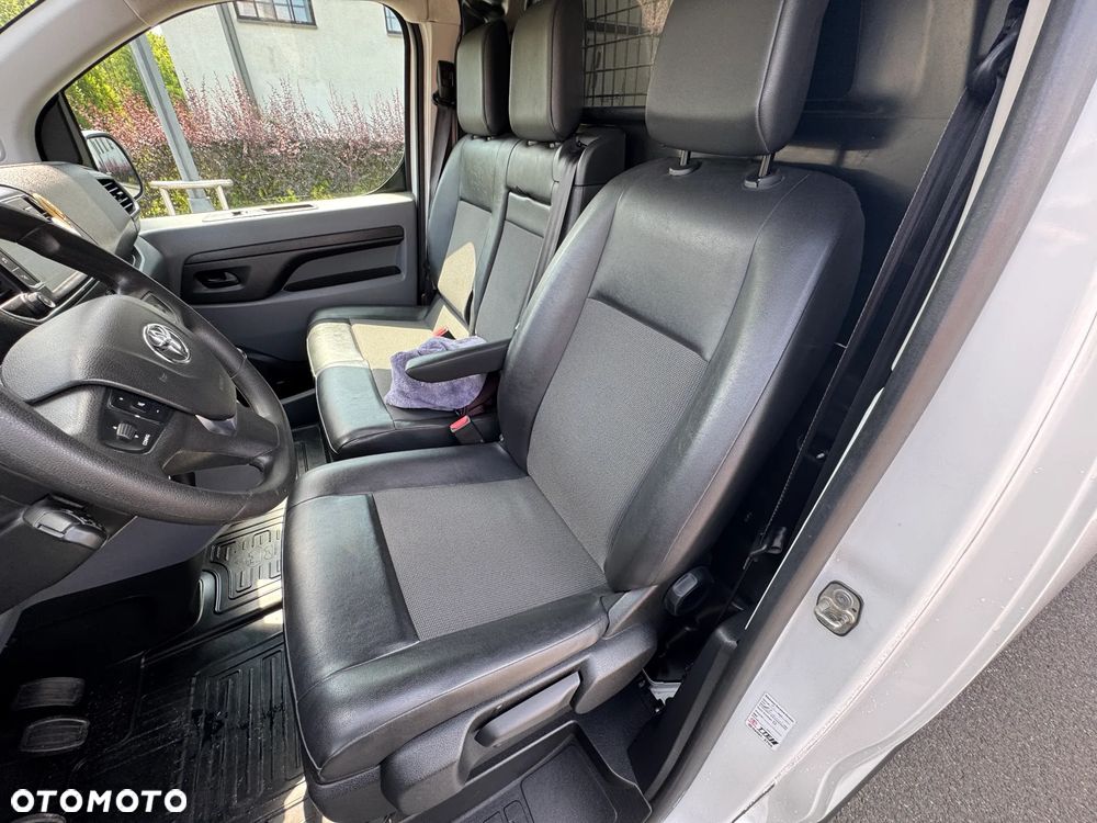 Toyota PROACE - 32