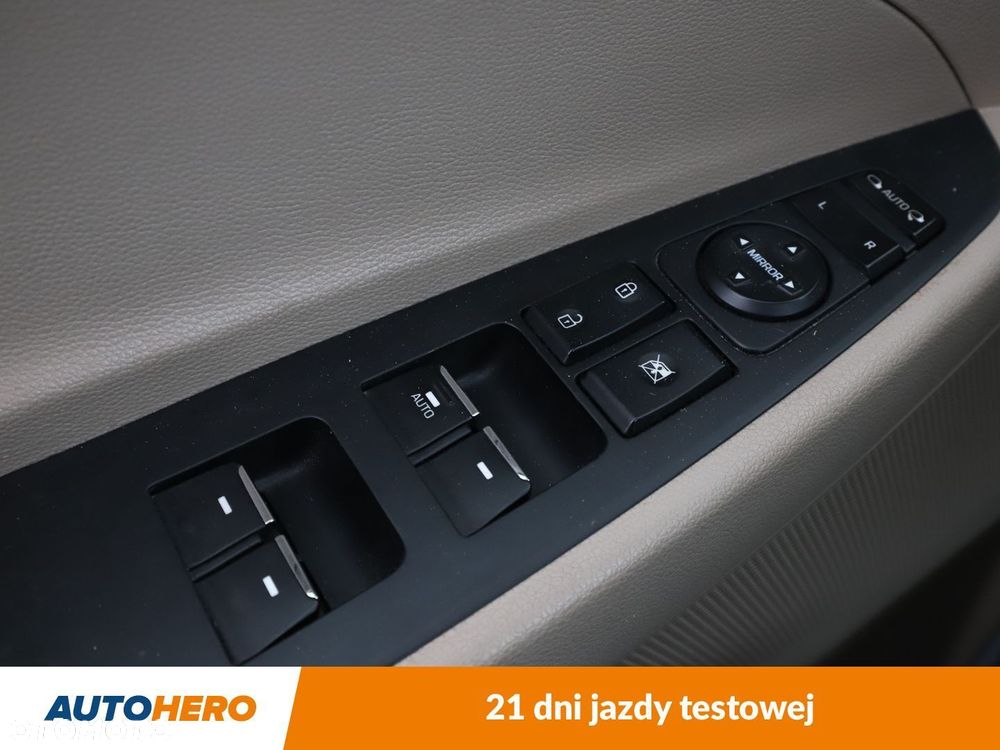 Hyundai Tucson 2.0 CRDI Premium 4WD - 33