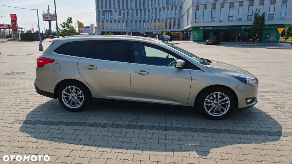 Ford Focus 1.5 EcoBoost SYNC Edition ASS - 3