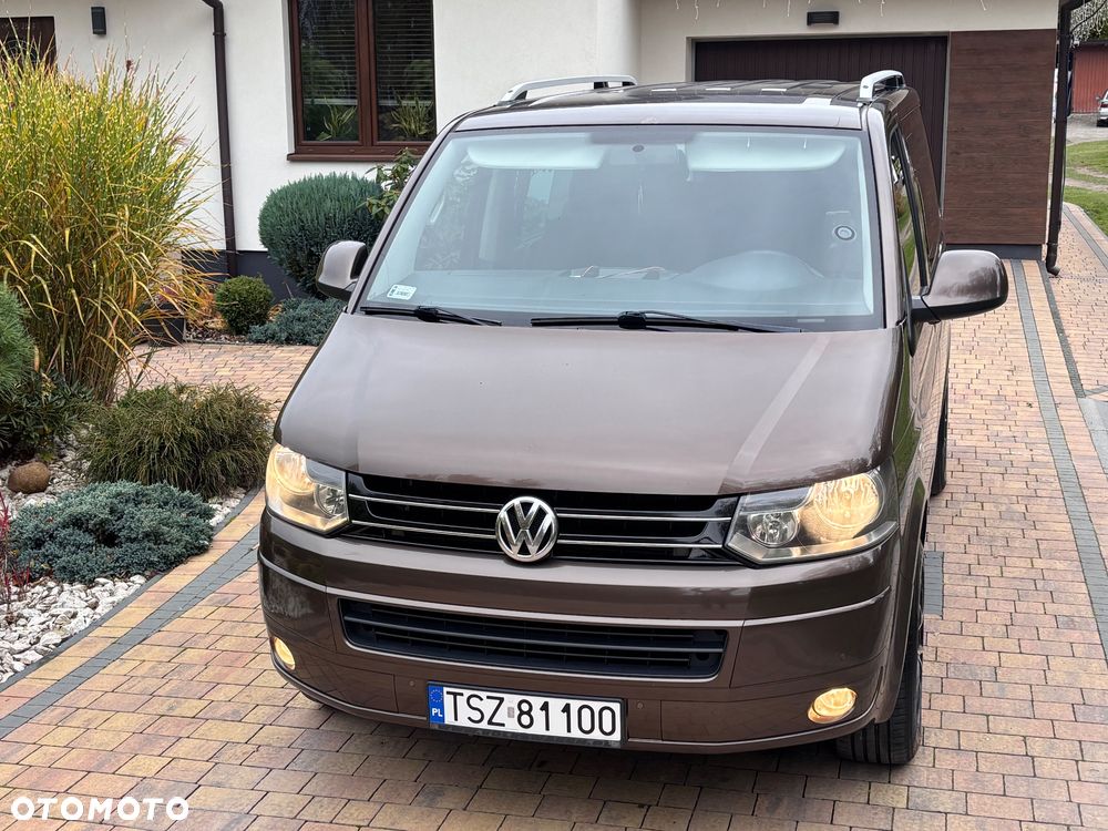 Volkswagen Caravelle - 9