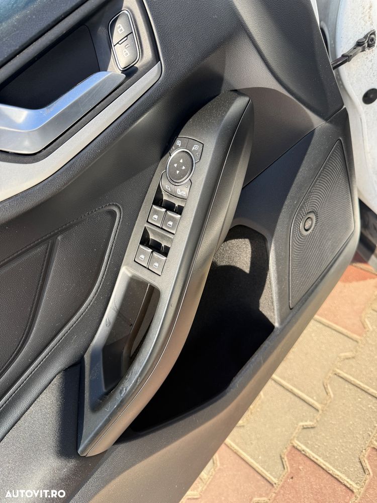 Ford Focus 1.5 TDCi DPF Start-Stopp-System Titanium - 11