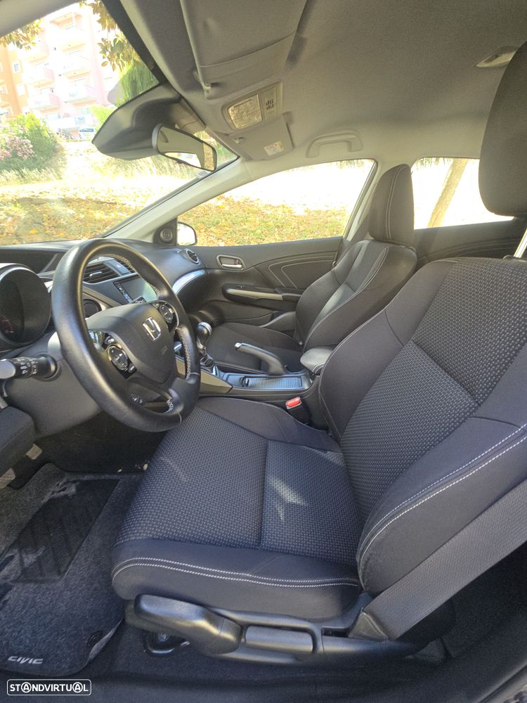 Honda Civic 1.4 i-VTEC Elegance Connect Navi - 20