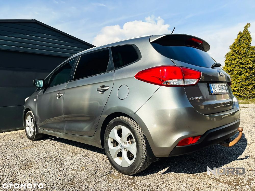Kia Carens 1.6 GDI L - 8