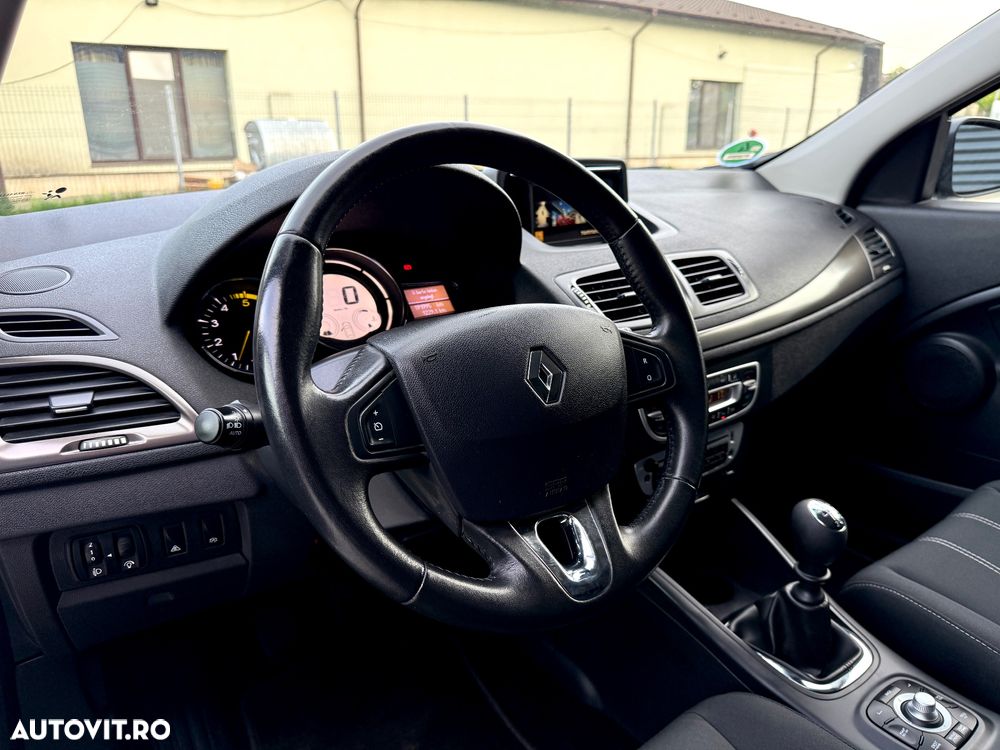 Renault Megane dCi 110 FAP LIMITED - 8