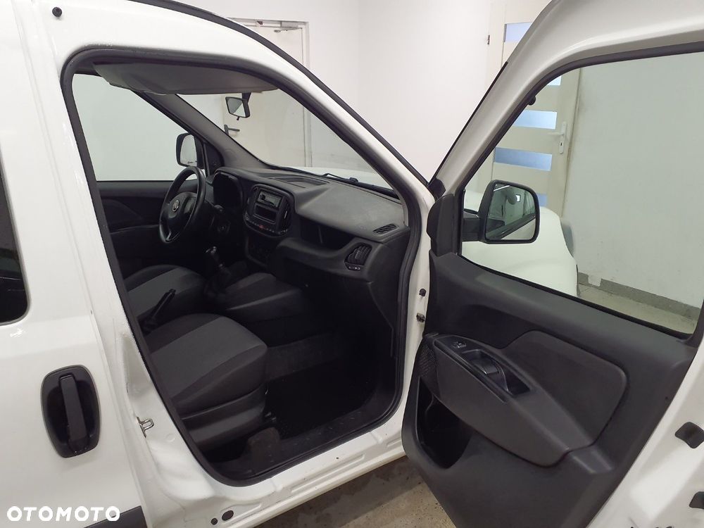 Fiat Doblo Kombi Maxi Active - 10