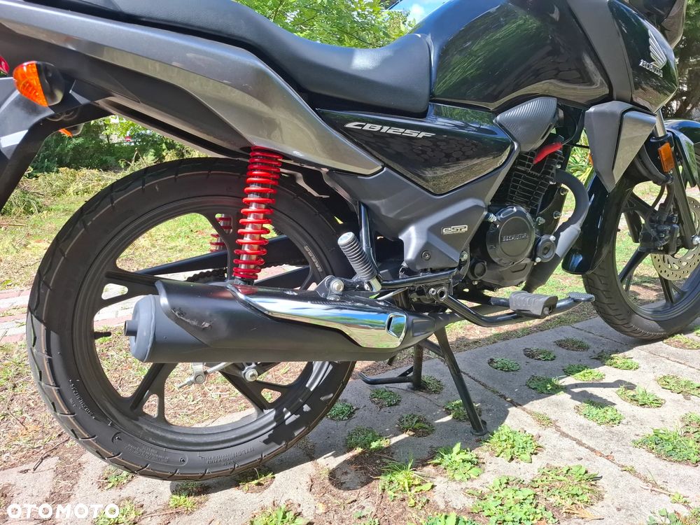 Honda CBF - 22