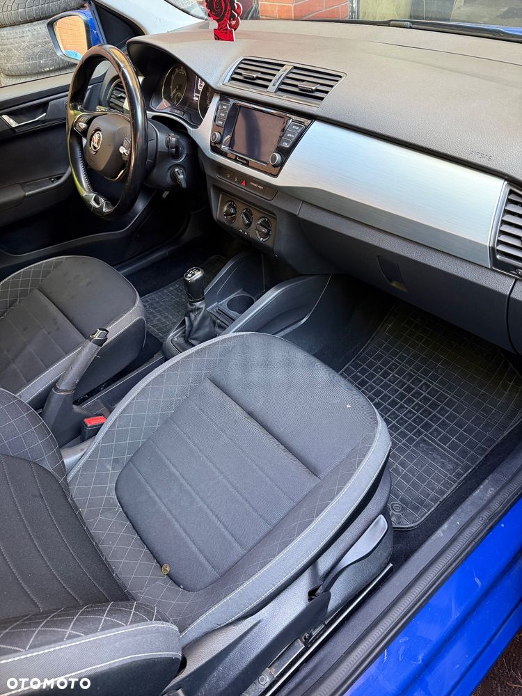 Skoda Fabia - 11