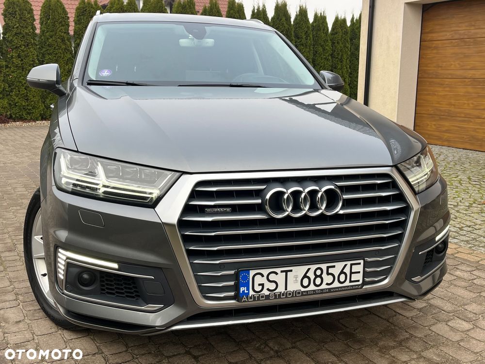 Audi Q7 - 6