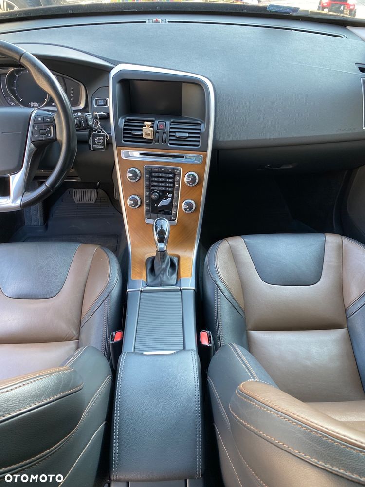 Volvo XC 60 D4 AWD Summum - 15