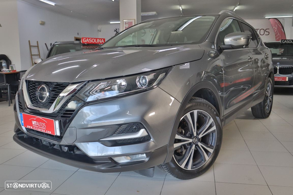 Nissan Qashqai 1.3 DIG-T N-Connecta J18 Led