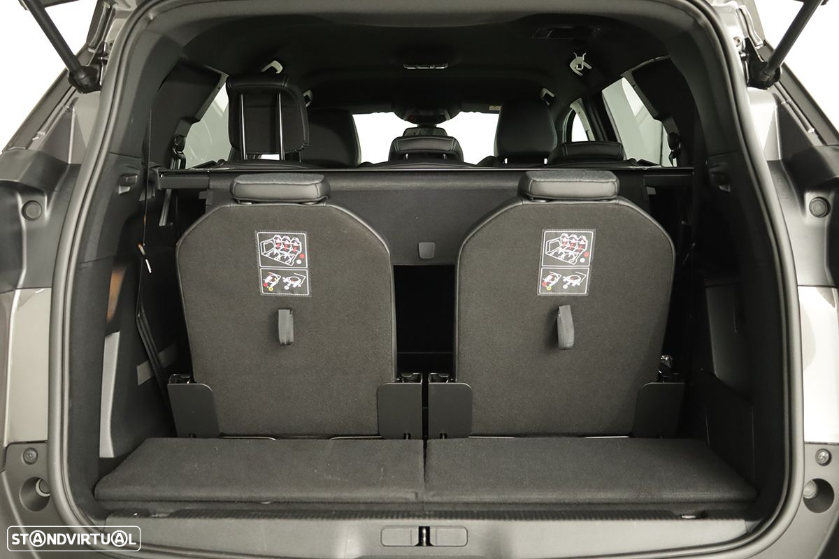 Peugeot 5008 1.2 PureTech Allure Pack EAT8 - 26