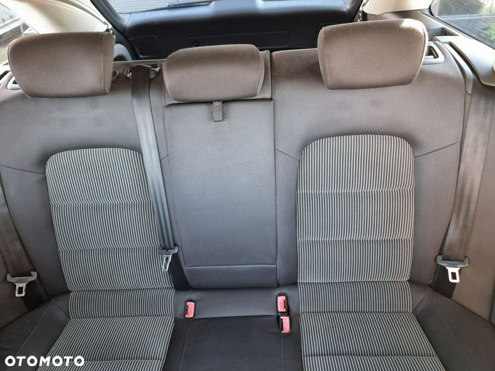 Audi A4 Allroad - 12