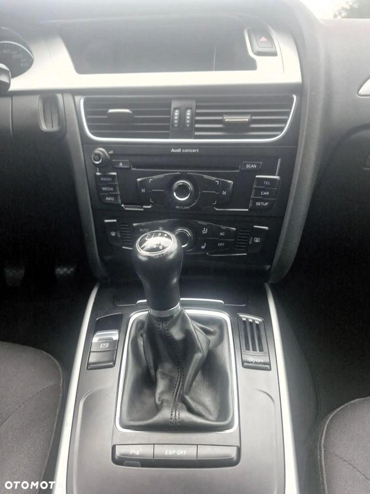 Audi A4 Avant - 25