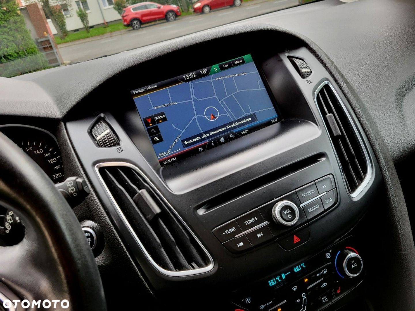 Ford Focus - 11