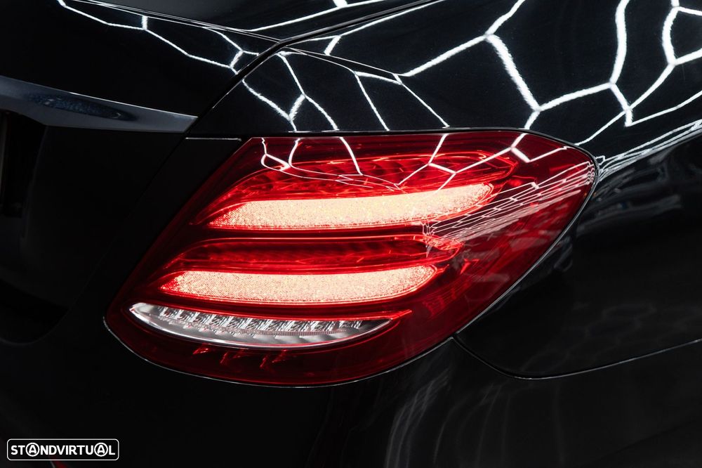 Mercedes-Benz E 220 d 9G-TRONIC AMG Line - 58