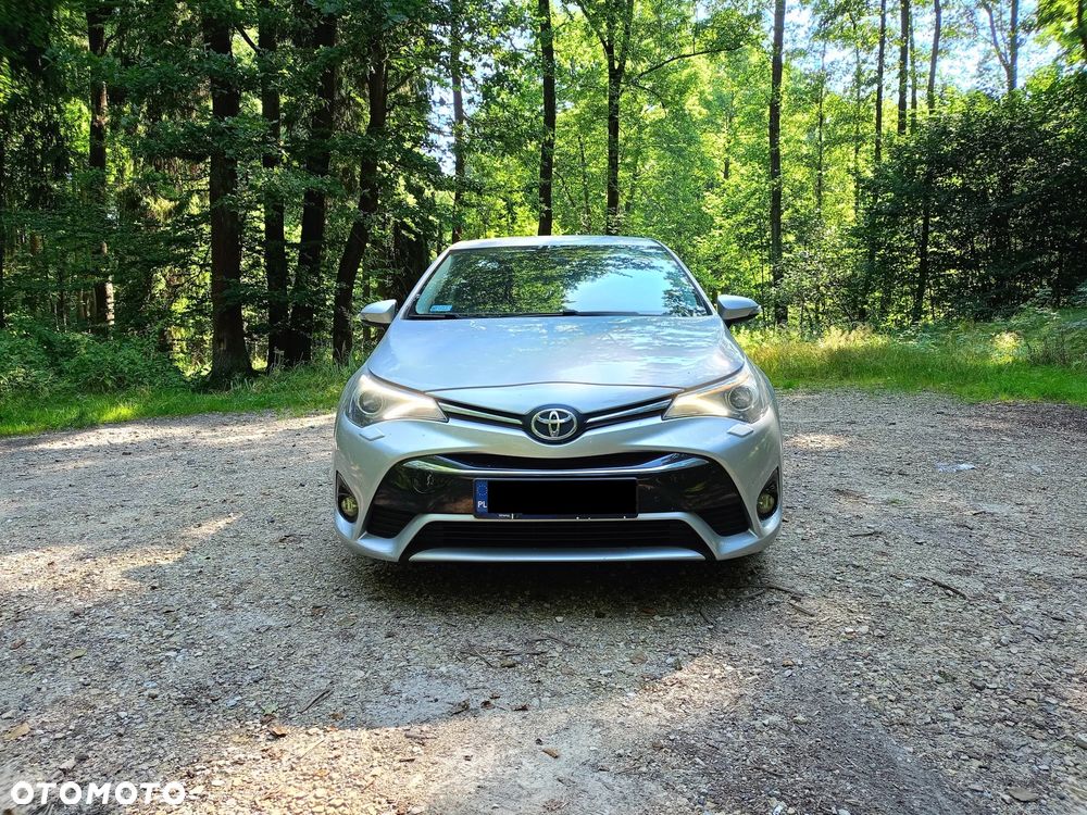 Toyota Avensis 2.0 Premium MS - 2
