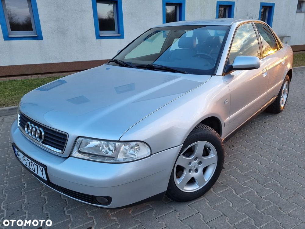 Audi A4 Limousine - 20