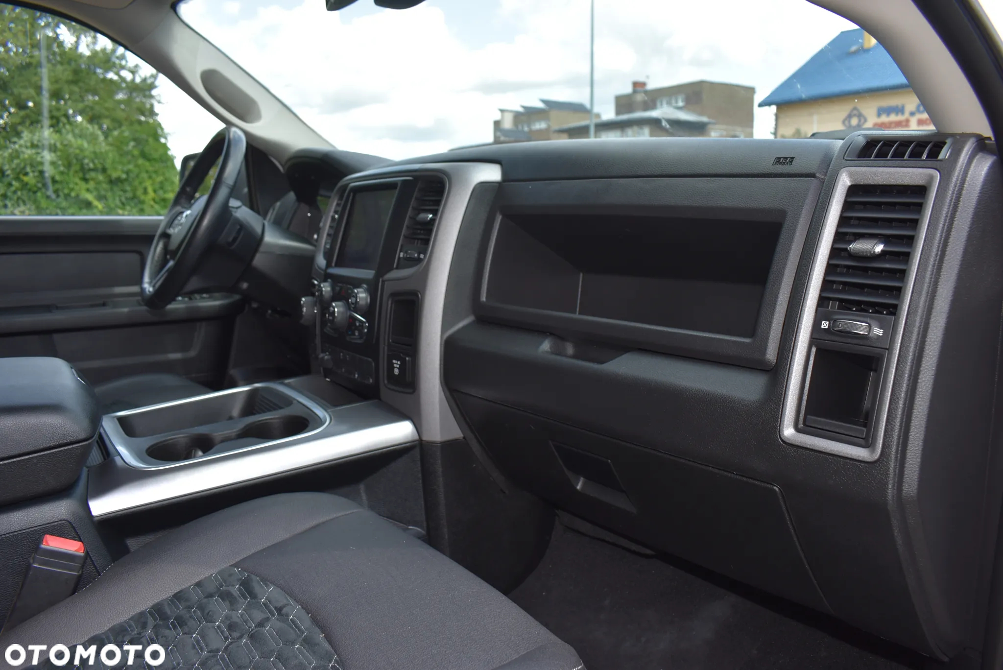 RAM 1500 - 18
