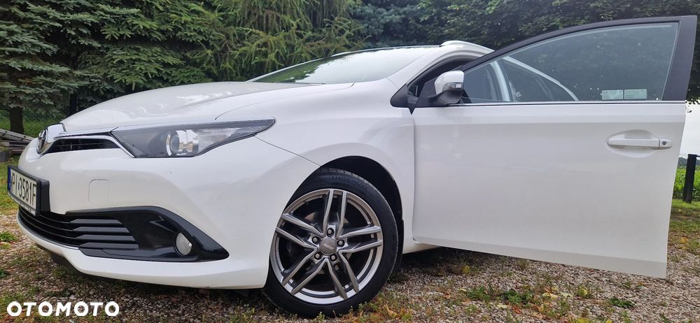 Toyota Auris 1.6 Active - 27