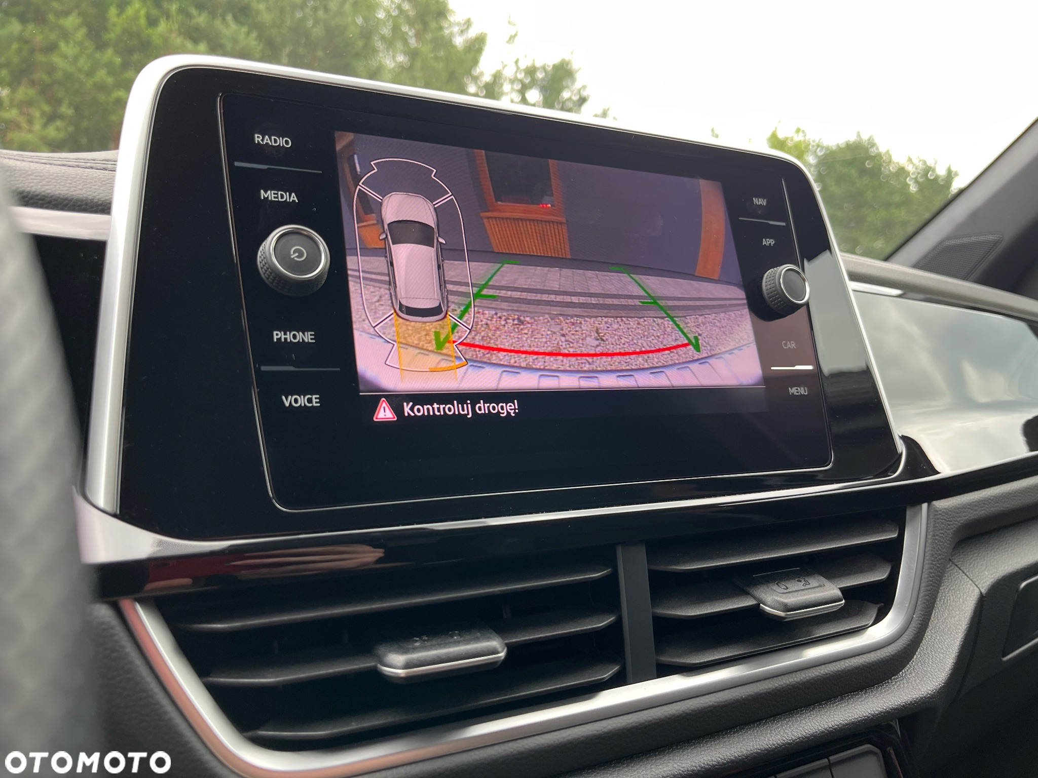 Volkswagen T-Roc 1.5 TSI R-Line DSG - 37