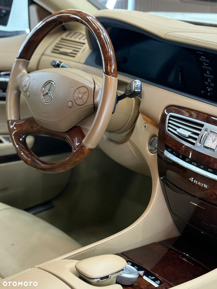 Mercedes-Benz CL - 14