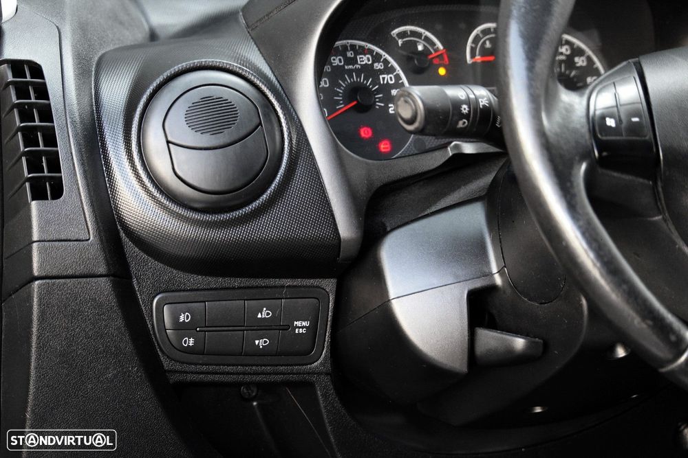 Fiat Qubo 1.3 M-Jet - 11