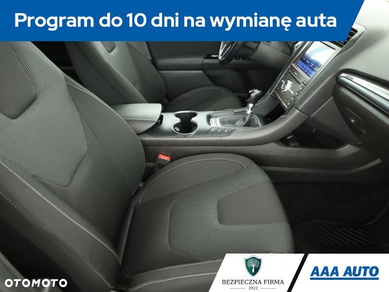 Ford Mondeo - 8