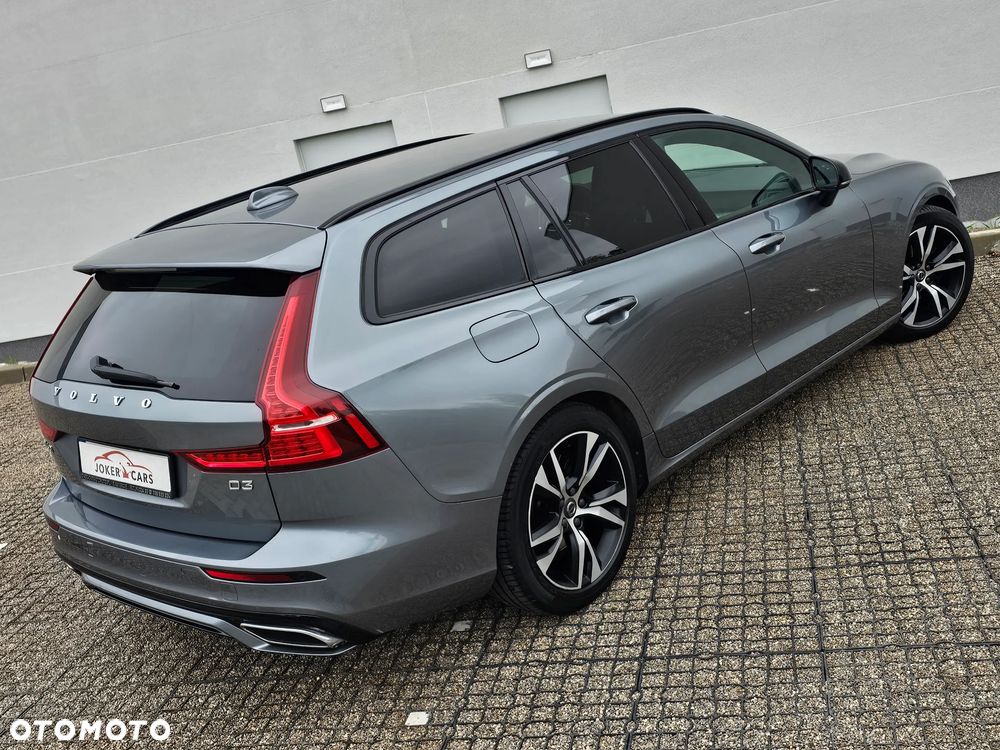 Volvo V60 D3 Geartronic R-Design - 24