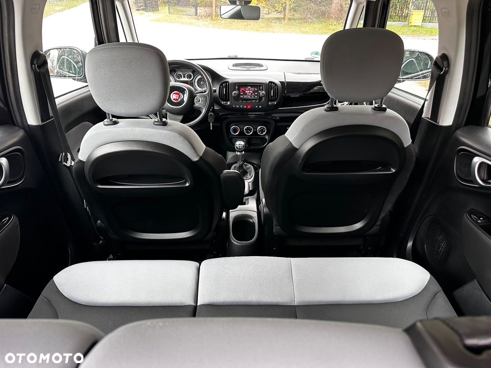 Fiat 500L 1.4 T-Jet 16V Lounge - 26